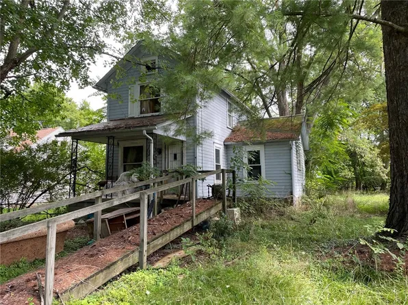 30 Saul Ave, Greenville, PA 16125