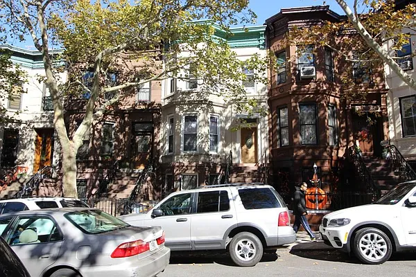 Rented by Tyler Vincent Real Estate Inc | media 20