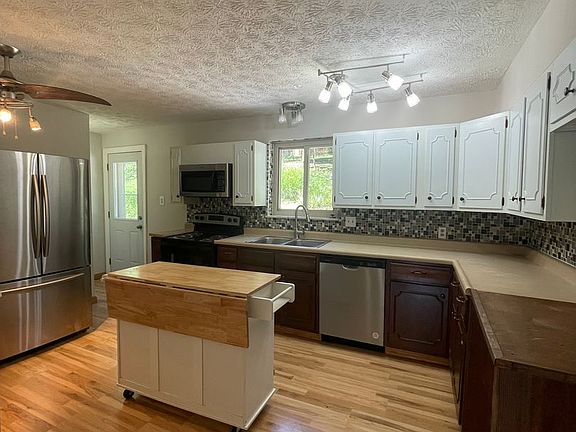 3rd image of 5211 Rybolt Rd
