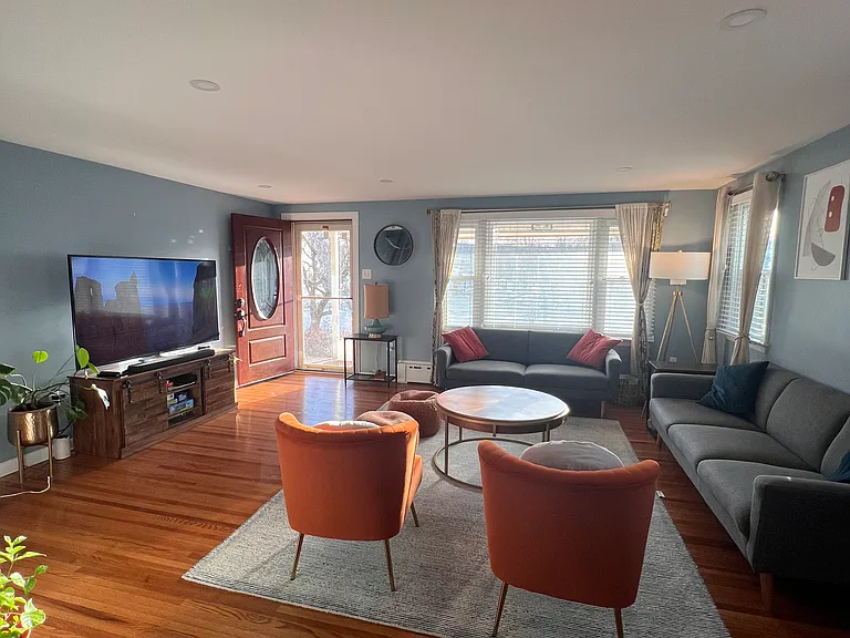 410 Morris Rd — Photo 2