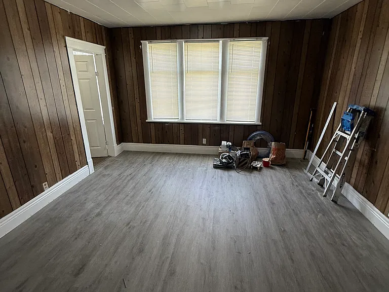 117 Kent St #4 — Photo 4