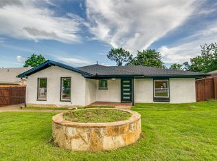 1504 Lexington Pl, Bedford, TX 76022