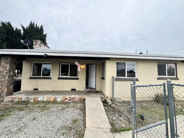 695 S Santa Fe St, Hemet, CA 92543