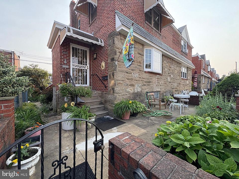 1st image of 1214 Hale St