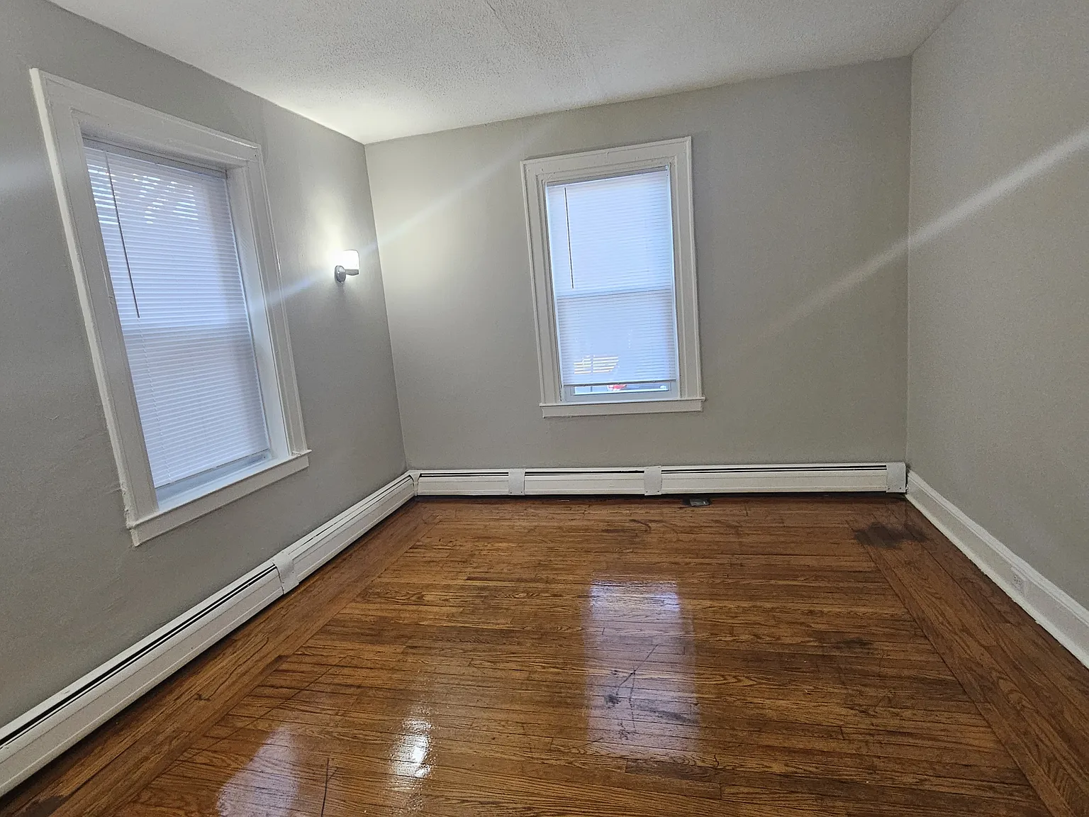 1 bed, $1,275 — Photo 2