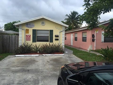 2nd image of 1209 NW 5th Ave