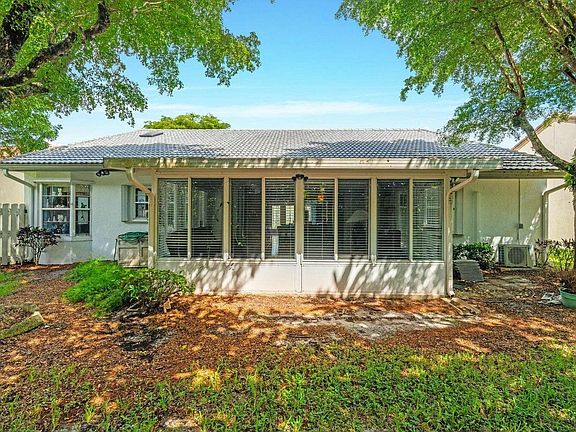 2nd image of 8261 Lake Cypress Road