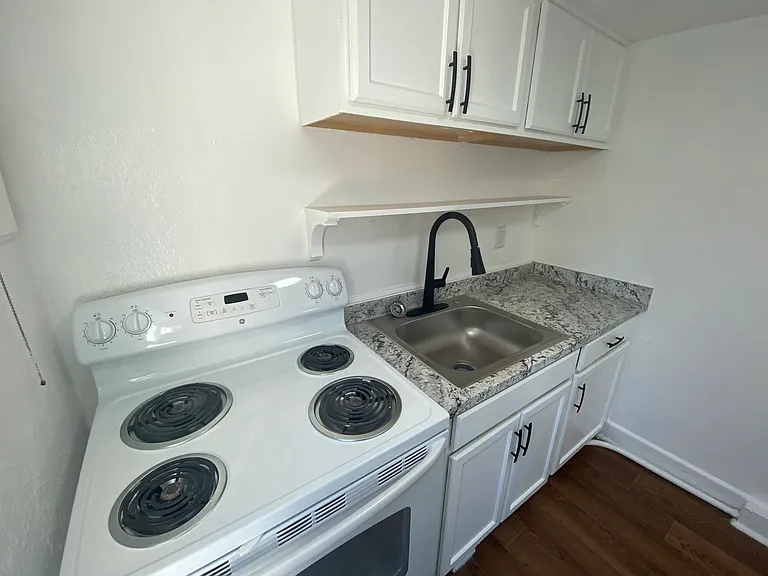 5209 Poston Ln #B — Photo 21