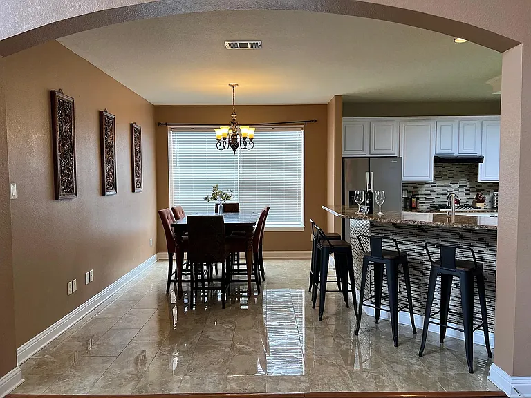 131 Carolyn Ln — Photo 17