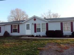 15544 Ash St, Georgetown, IL 61846