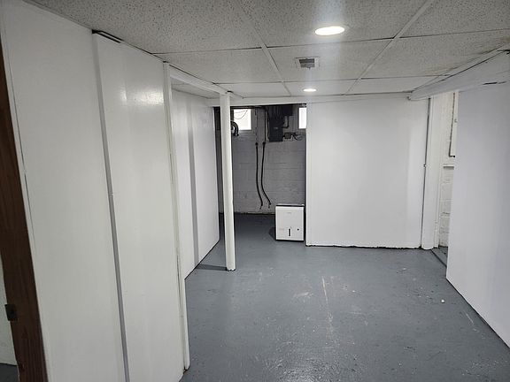5th image of 732 Dover Pl