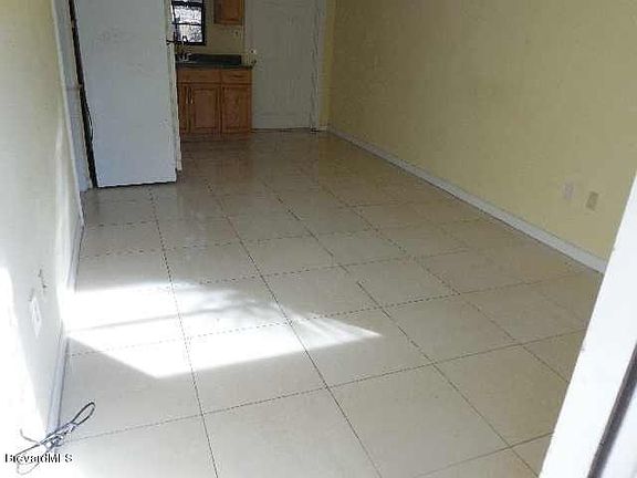 3rd image of 441 Monroe Ave APT 7