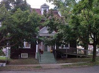 220 Lighthouse St, Erie, PA 16507