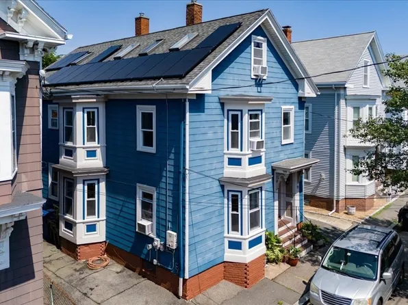 33 Boardman St, Salem, MA 01970