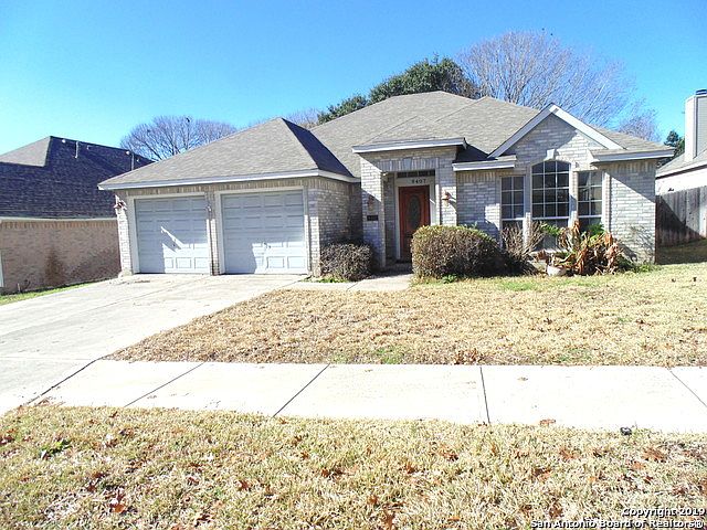 1st image of 9407 Pine Arbor