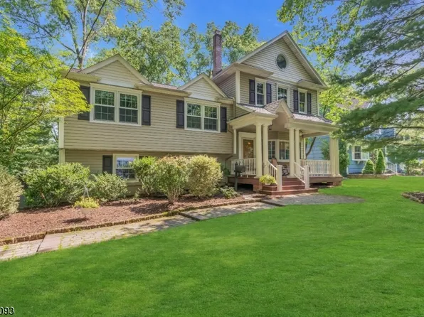 47 Valentine Rd, New Providence Boro, NJ 07974
