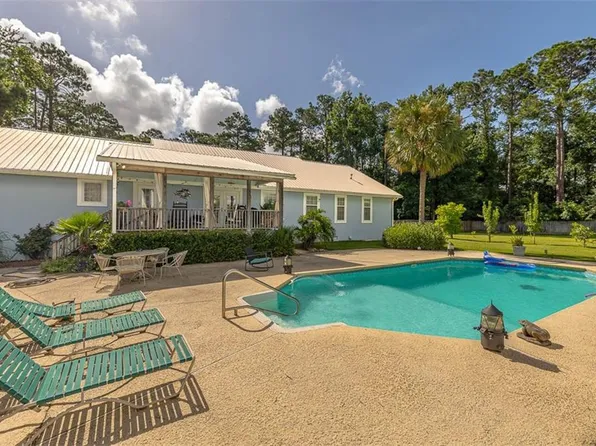 103 Cooper Cir, Brunswick, GA 31525