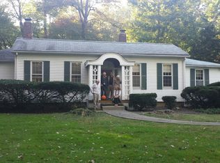 9604 Olde Eight Rd, Northfield, OH 44067