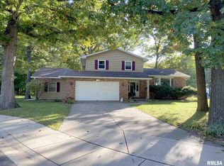 12400 N Blackhawk Ct, Dunlap, IL 61525