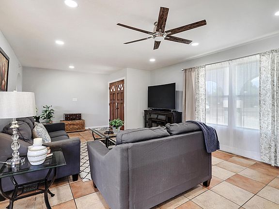 5th image of 7200 Mesa De Arena NW