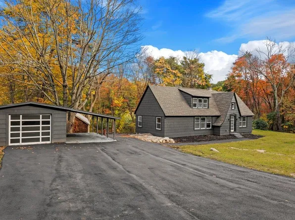 586 Mammoth Road, Pelham, NH 03076