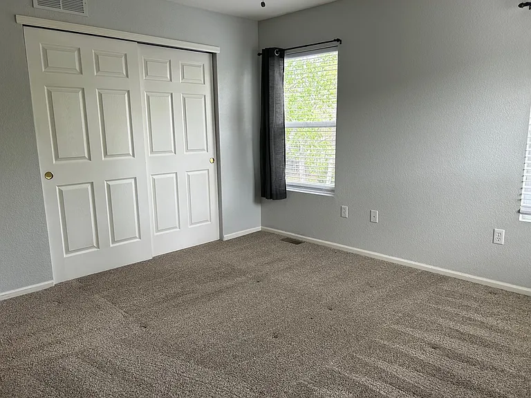 526 Plowman Way — Photo 14