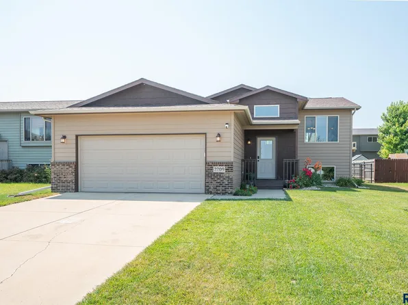 3709 N Galaxy Ln, Sioux Falls, SD 57107