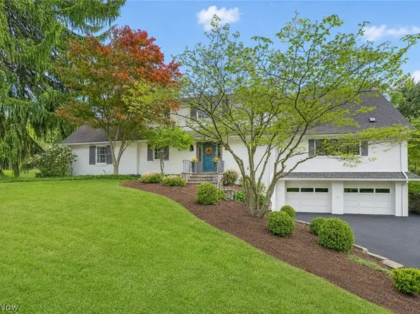 2810 Brentwood Close St NW, Canton, OH 44708