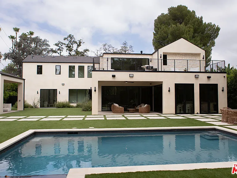 5064 Encino Ave — Photo 4