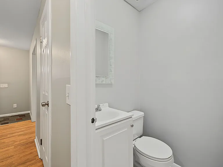 6 Irving Pl #3C — Photo 8