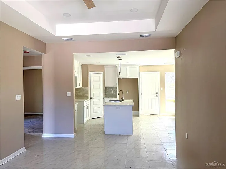 3409 Elmira Ave — Photo 4