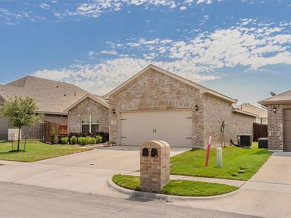 3rd image of 2565 Old Buck Dr
