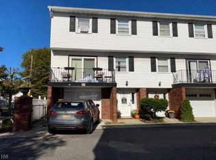 87 W 9th St #A, Bayonne, NJ 07002