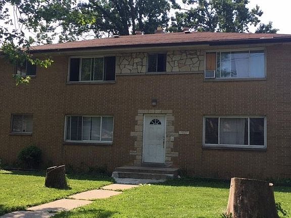 4th image of 4927 W Luscher Ave APT 2