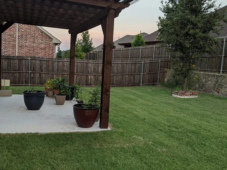 9621 Baltic Ln — Photo 20