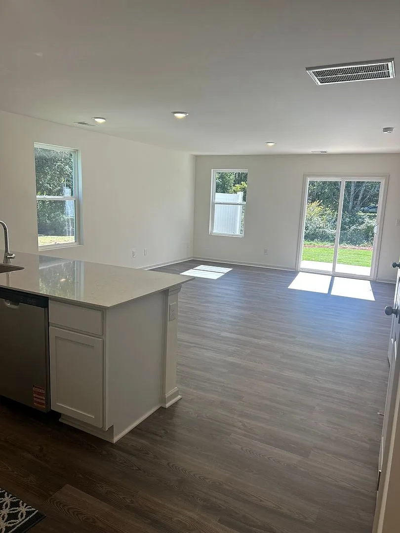 Building Photo - 1914 A Tranquility Cir