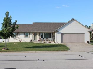 3481 Baywatch Dr, Green Bay, WI 54311