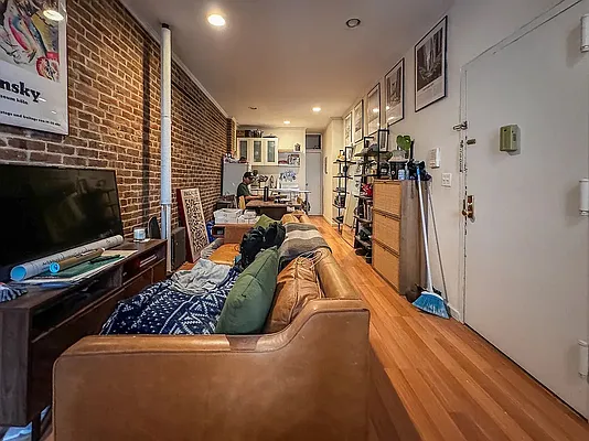 Rented by Terra Magia Inc | media 4