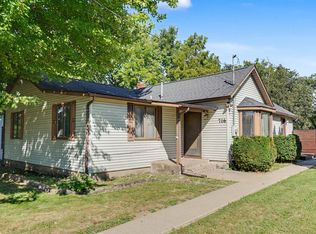 706 & 716 Main Ave, Clinton, IA 52732
