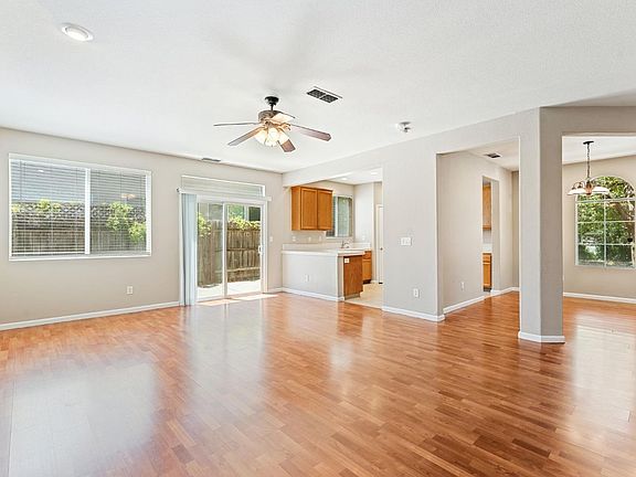 5th image of 5408 Baccus Way