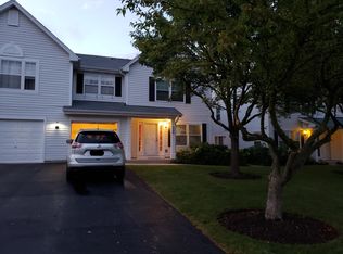 1320 Orleans Dr, Mundelein, IL 60060