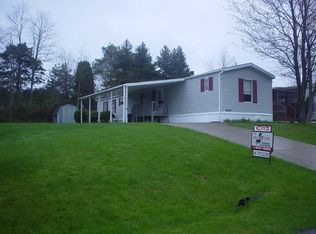6 Hemlock Dr, Beaver Falls, PA 15010