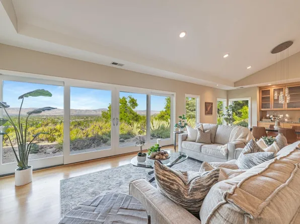 15010 Larga Vista Dr, Los Gatos, CA 95032