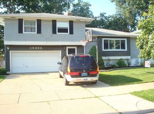 13862 Starlite Dr, Brookpark, OH