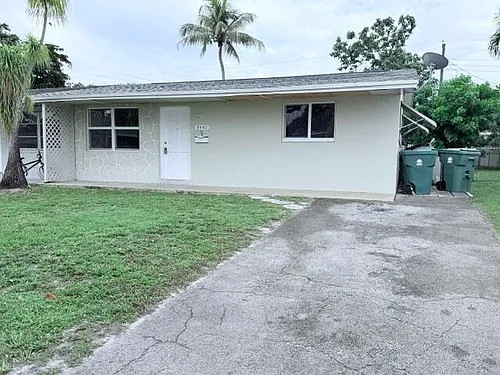 9440 SW 51st St Photo 1