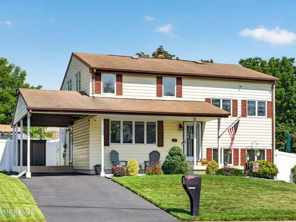 5 Jupiter Court, Old Bridge, NJ 08857