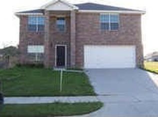325 Chisholm Trl, Krum, TX 76249