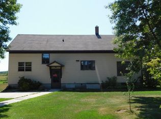 7605 Moenning Rd, Sheboygan, WI 53081