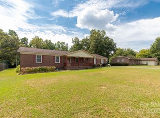 1880 Jenna Ln, Lancaster, SC 29720
