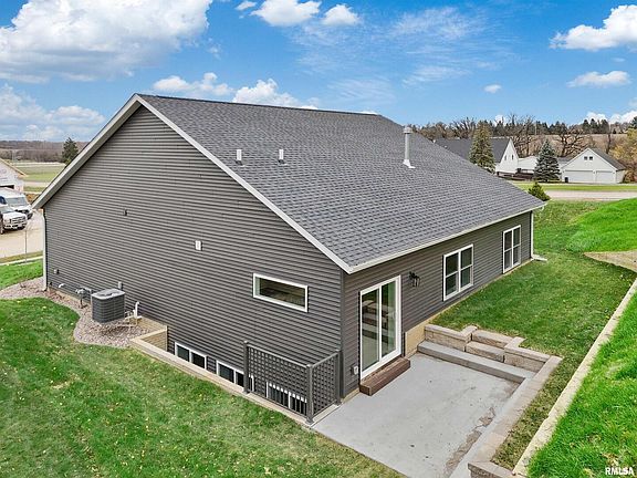 5th image of 3920 Meadowlark Ct